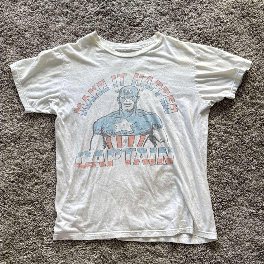Captain America Graphic T-Shirt